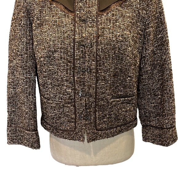Talbots Collection Brown Tweed Italian Fabric Cropped Blazer - 8 - Picture 4 of 12
